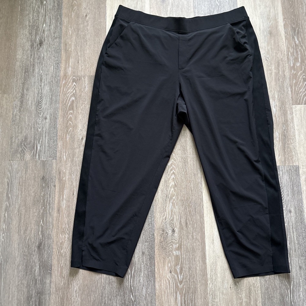 Athleta Brooklyn Mid Rise Ankle Pants Size 22 Black Straight Leg Ankle Pockets